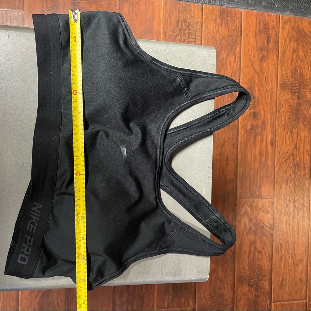 Nike Pro Women's Sleek Black Swim Top